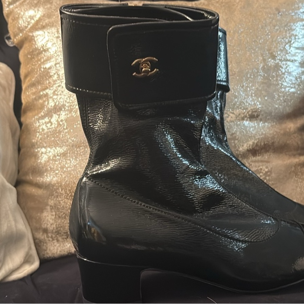 CHANEL Black Leather Sole Boots